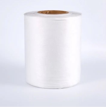 Como o dimensionamento do tecido não tecido para limpeza doméstica melhora a eficiência da limpeza e a experiência do usuário?